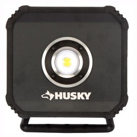 REFLECTOR PORTÁTIL 21 W HUSKY - Envío Gratuito